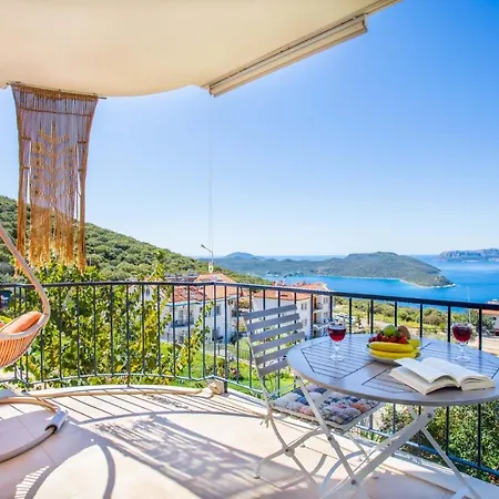Furnished Cozy Flat With Wide Sea View In * Kas