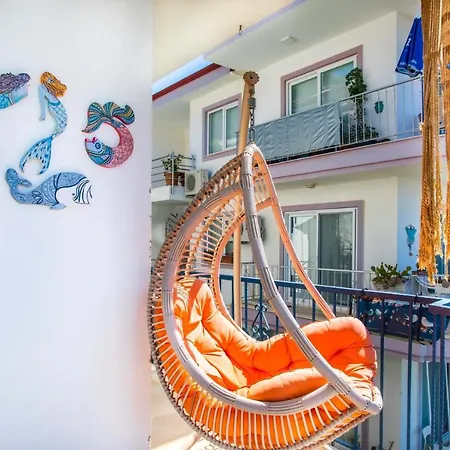 Apartment Furnished Cozy Flat With Wide Sea View In Kas